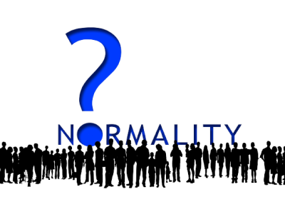 Illustrasjon: En stor menneskemengde med tekst over hvor det står: normalitet?